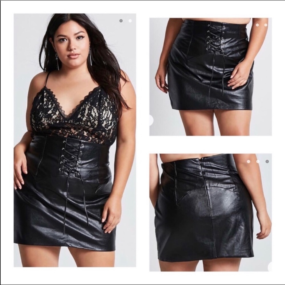 Faux leather mini size 3x